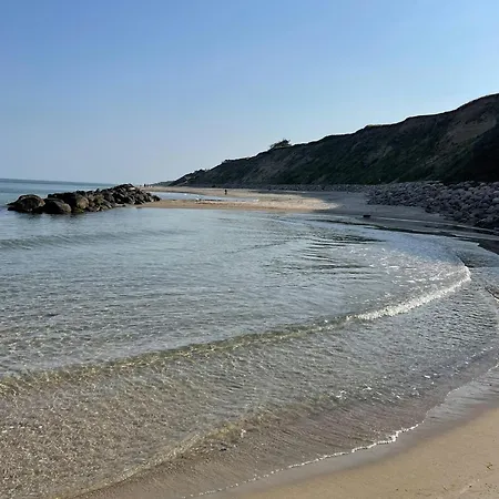 בית נופש Sea View From Cozy In Vejby